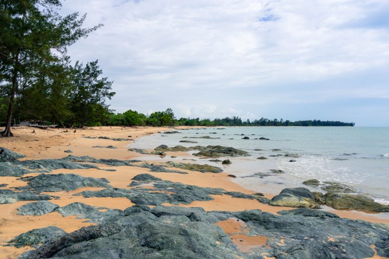 Mengenal Destinasi Wisata Tanjung Api dsc04481