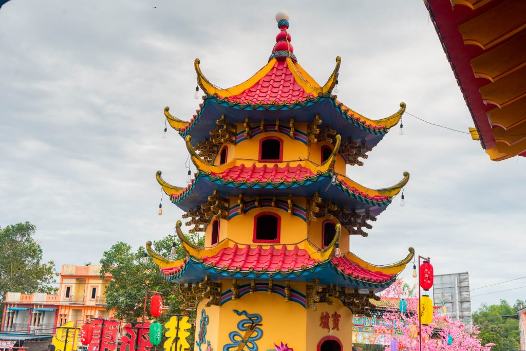 Memikat Wisatawan, Kelenteng Sam Bong Dja Sambas Hadirkan Pesona "Kuda Terbang" di Perayaan Imlek 2026 dsc07777