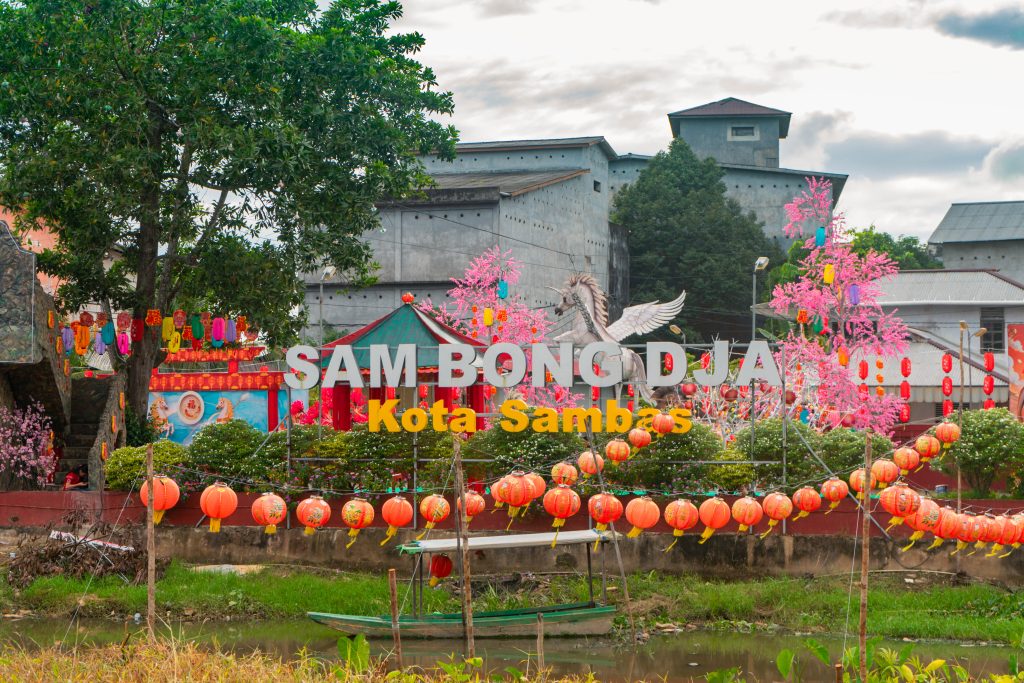Memikat Wisatawan, Kelenteng Sam Bong Dja Sambas Hadirkan Pesona "Kuda Terbang" di Perayaan Imlek 2026 dsc07810