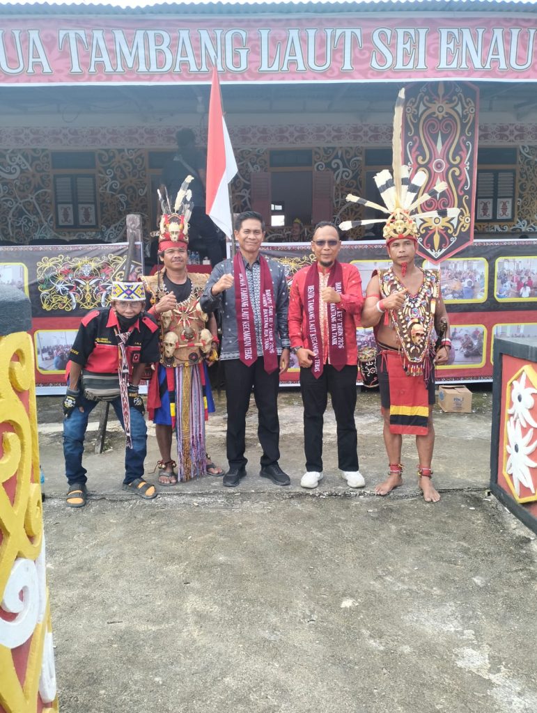 Semangat Syukur dan Kebersamaan Warnai Gawai Dayak Berape Sawa Ke-V di Desa Maribas whatsapp image 2026 05 30 at 16.42.10 (2)
