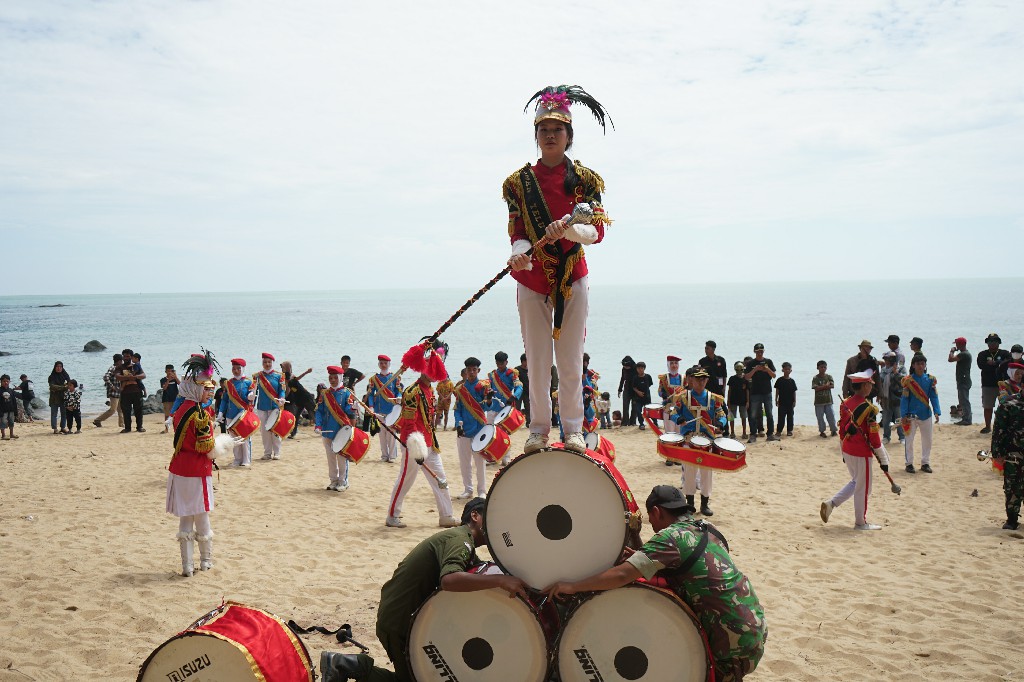 Festival Pantai Perang Telur Penyu 2026 Berlangsung Meriah, Padukan Pelestarian Budaya dan Konservasi Penyu di Pesisir Paloh dsc09823